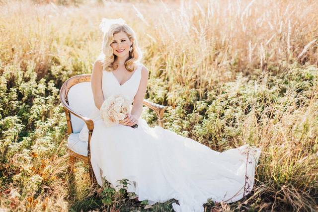Classic Hollywood bride