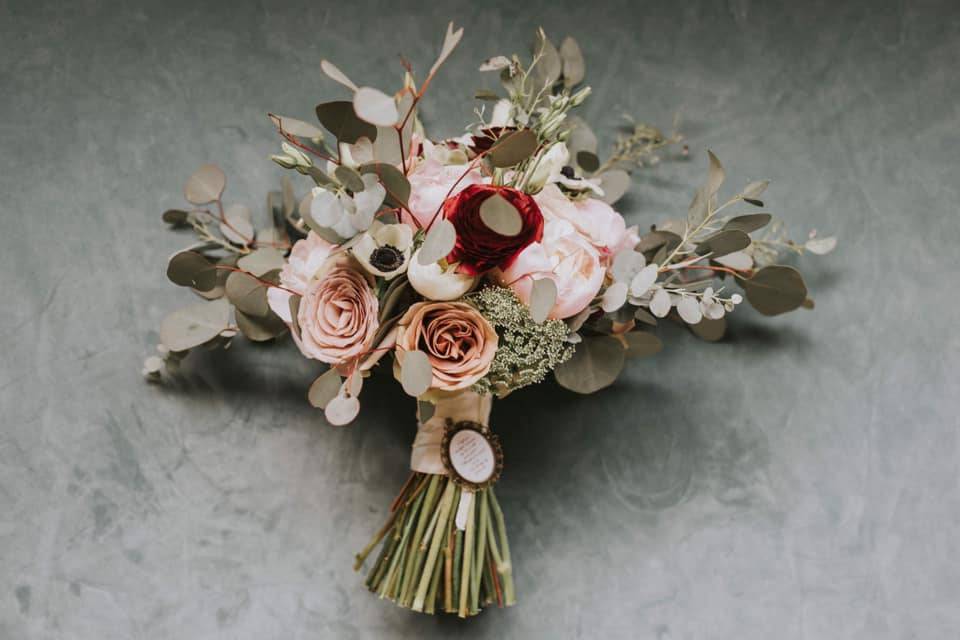 Romantic wedding bouquet