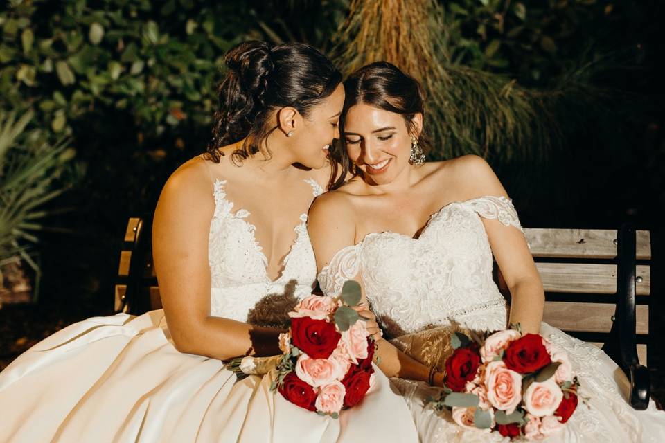 Aya & Lisette Bouquets