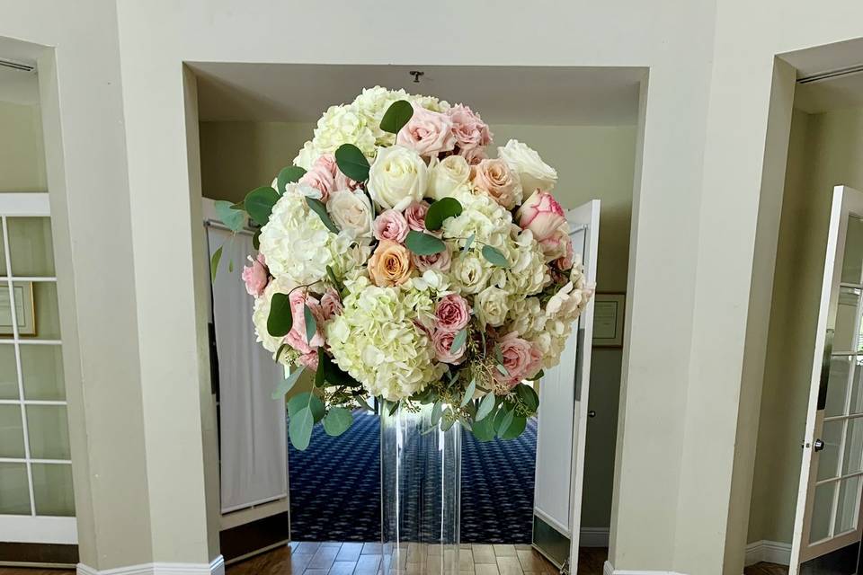 Rose Wedding Centerpiece