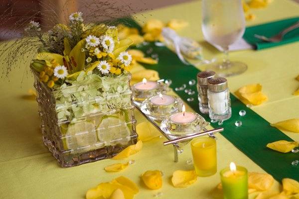 A beautiful summer wedding decorated with flair by Quackers