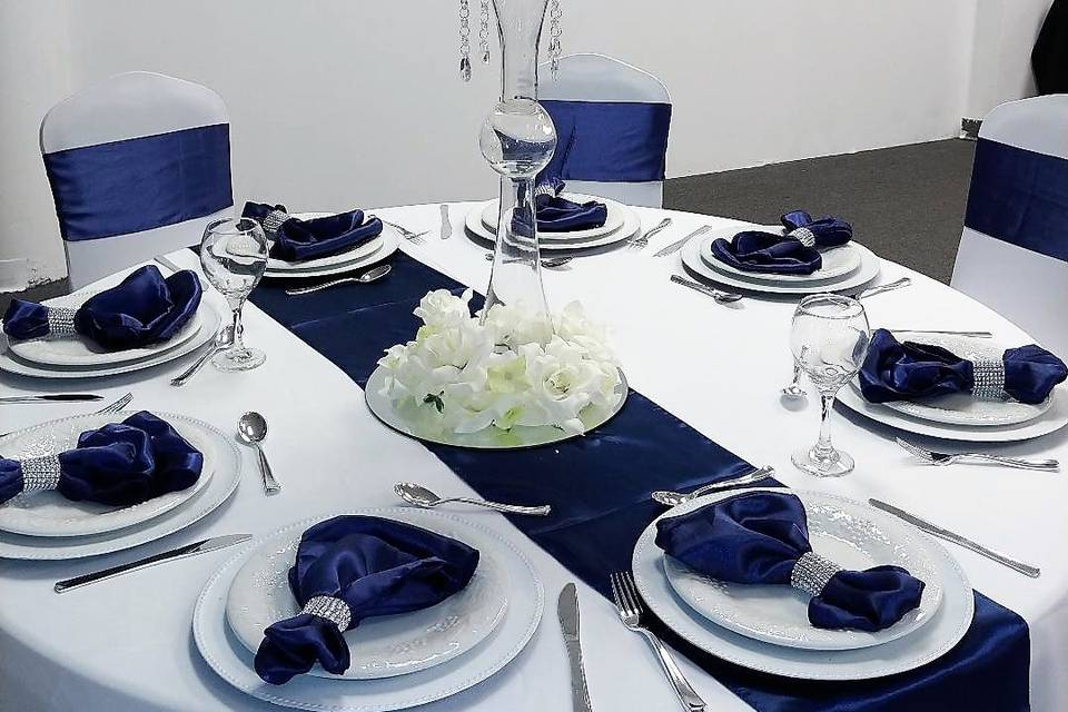 Center piece table setup