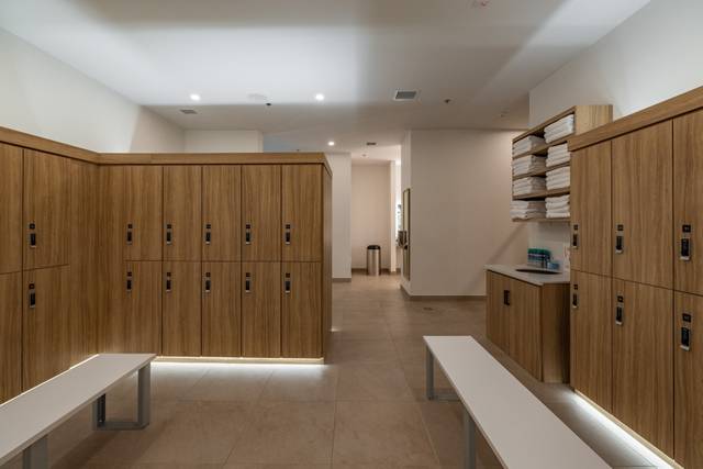Luxury Locker Rooms