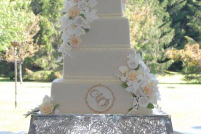 Elegant Cake