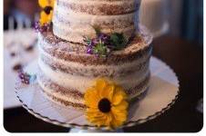 shabby chic
boho chic
naked cake
floral
flower
rustic chic
country
yellow
purple
simple
romantic