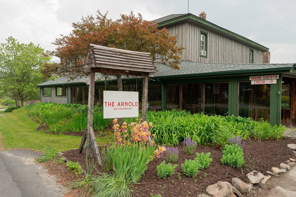 Main Inn Exterior