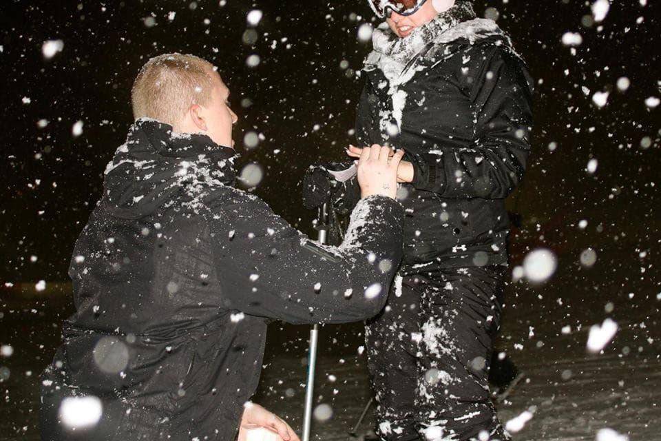A snowy proposal!