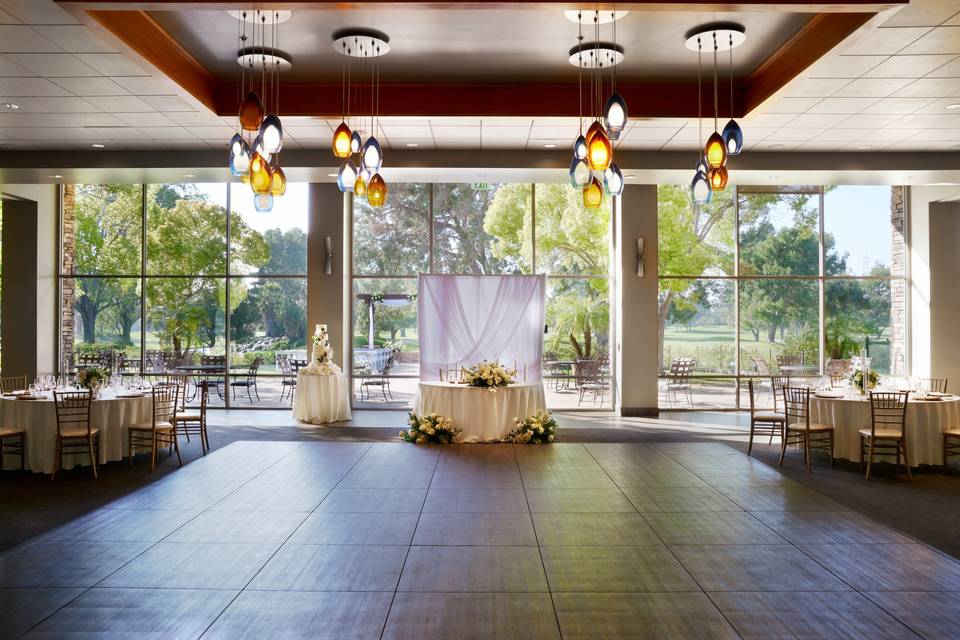 Sweetheart table