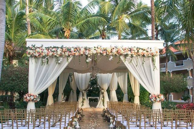 Ceremony decor