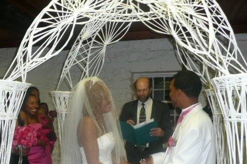 Affordable Virginia / MD / DC Civil/Religious Ceremonies & Wedding Ministers