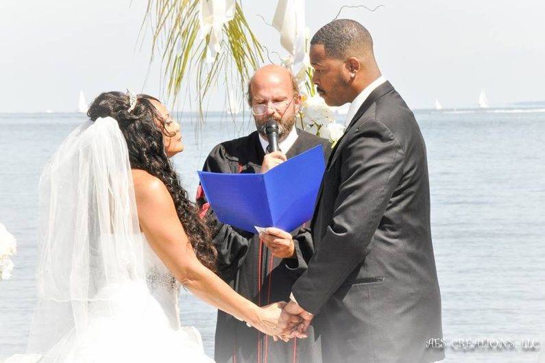 Affordable Virginia / MD / DC Civil/Religious Ceremonies & Wedding Ministers