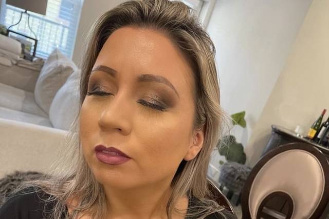 Smokey eye with glitter