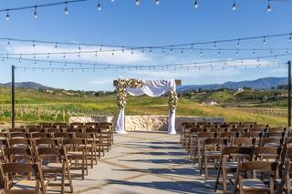 Truffle Pig Winery by Wedgewood Weddings