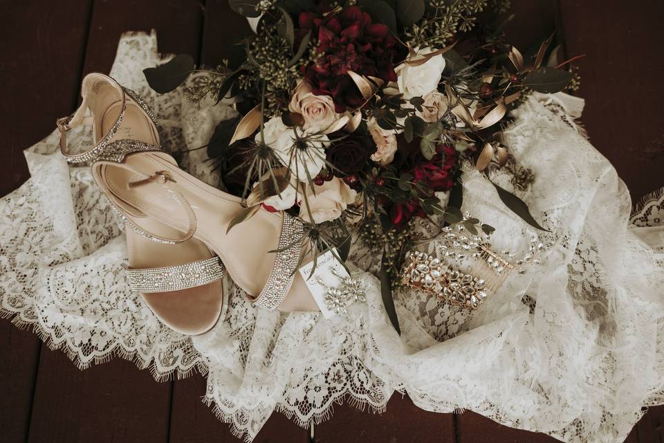 Bridal accessories