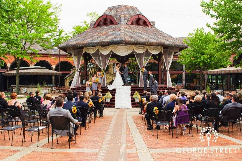 Two Brothers Brewery Wedding