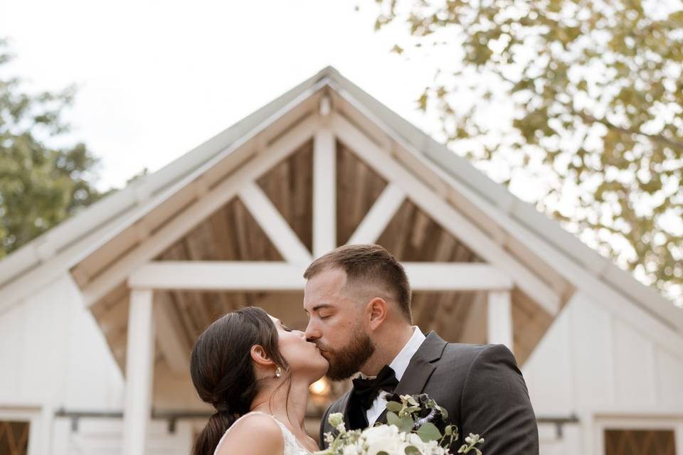 Black & White Wedding