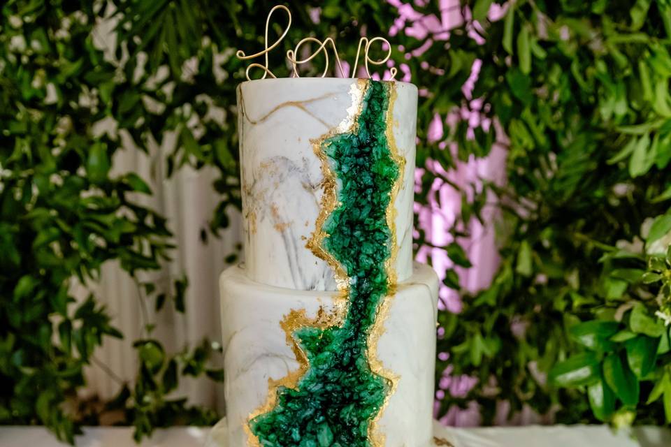Geo wedding cake