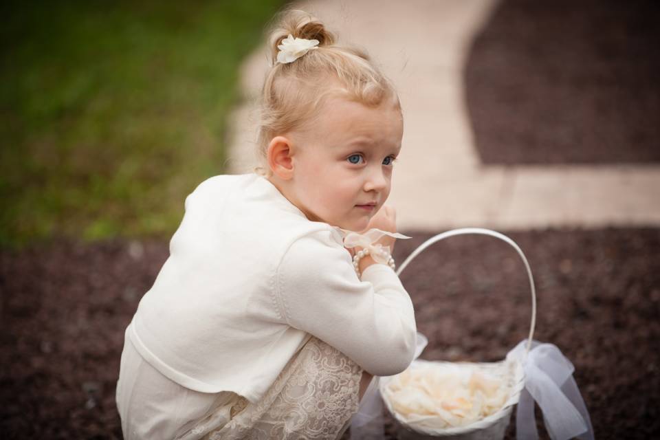 Flower girl preparing
