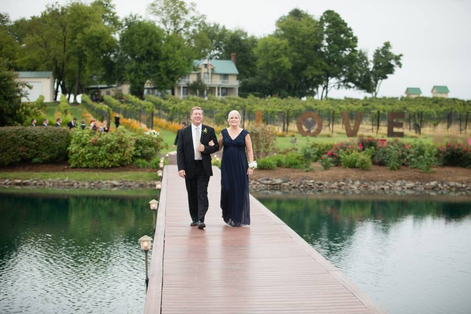 Wedding on the lake