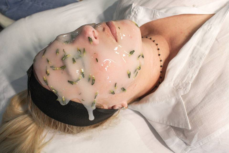 Mother of the Bride Anti-Aging