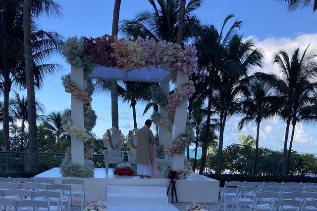 Purely Tailored Weddings & Events Co.