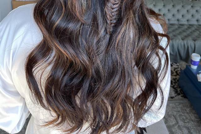 Half up-Half down fishtail