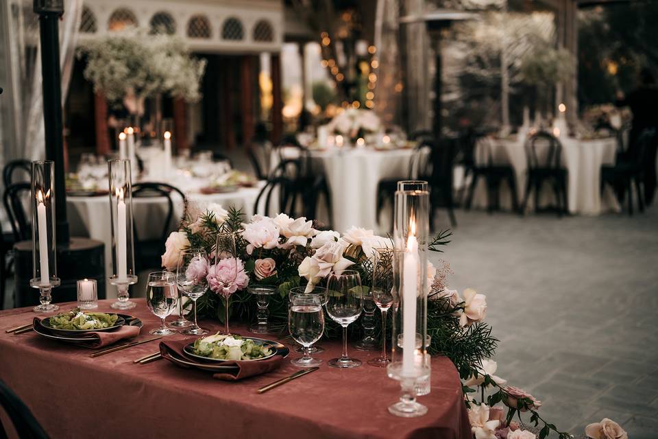 Sweetheart table