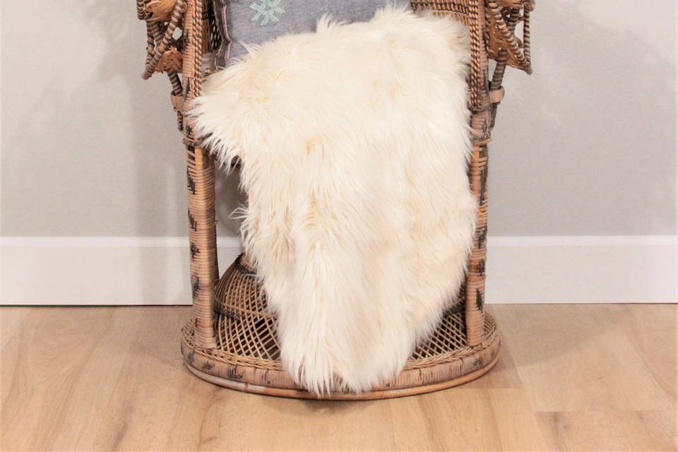 Vintage peacock chair