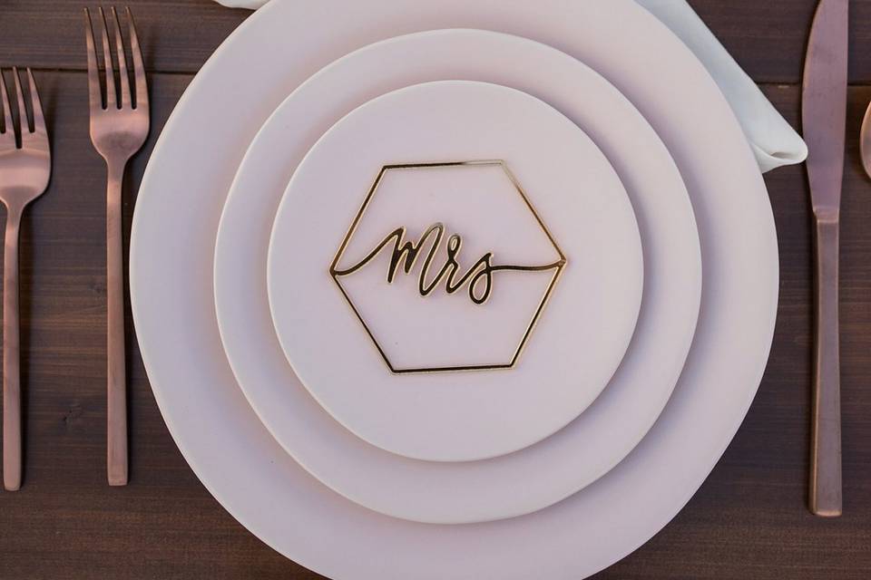 Blush plates, rose gold