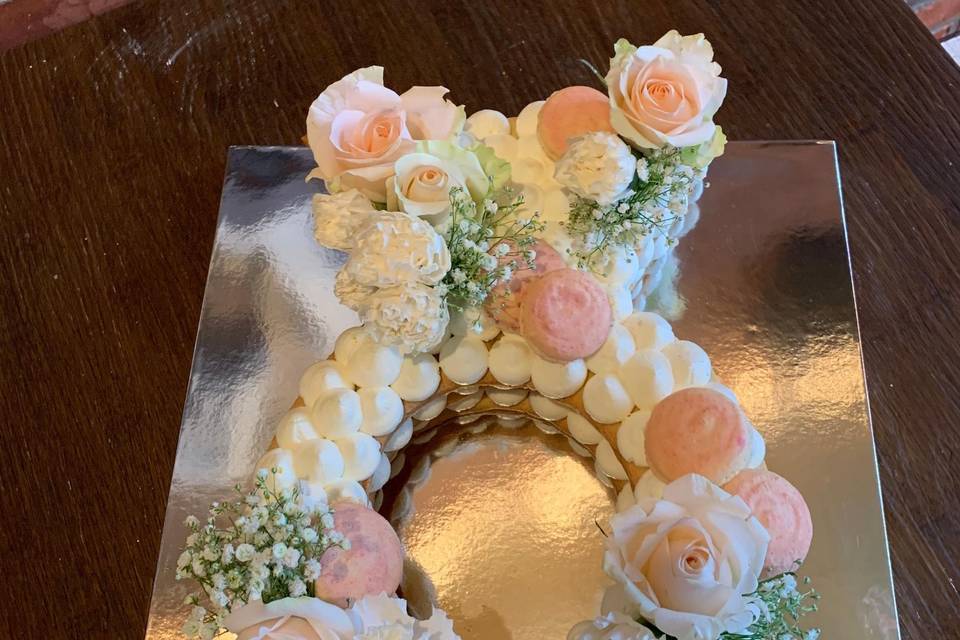 Engagement ring cookie cake