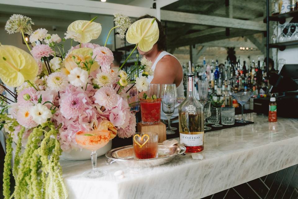 Barn Bar