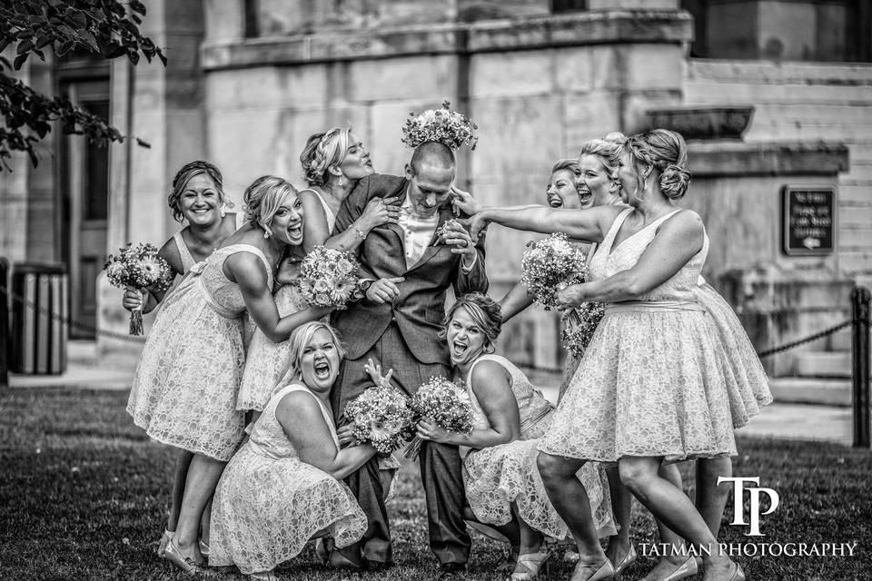 Wedding party fun - Tatman Photography