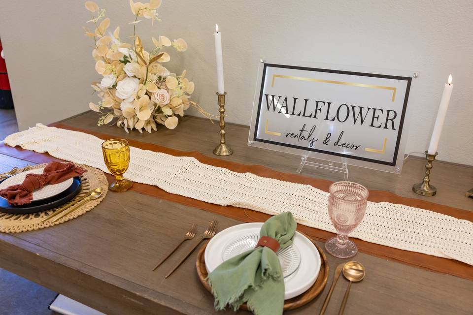 WallFlower Table