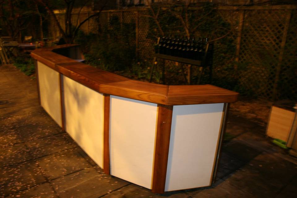 Portable bar