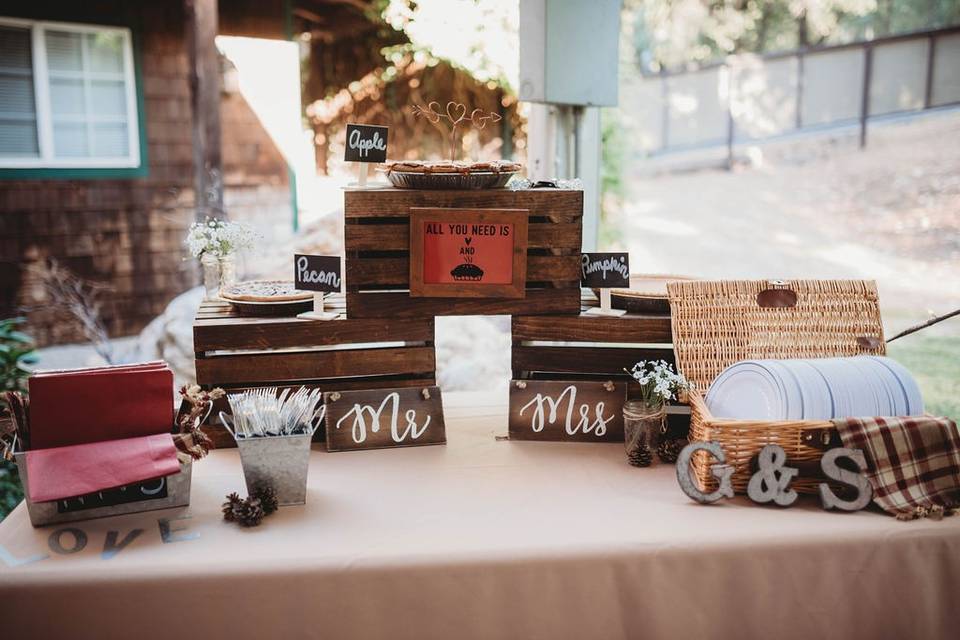 Woodsy Style Wedding