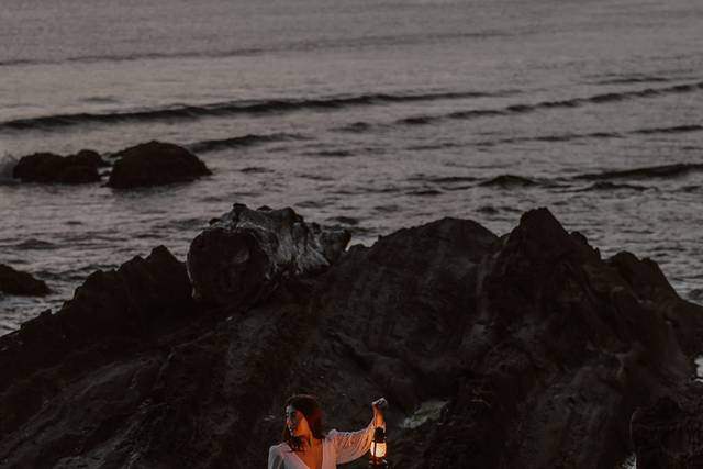 Blue hour lantern wedding