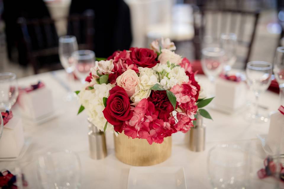 Red and pink centerpiece