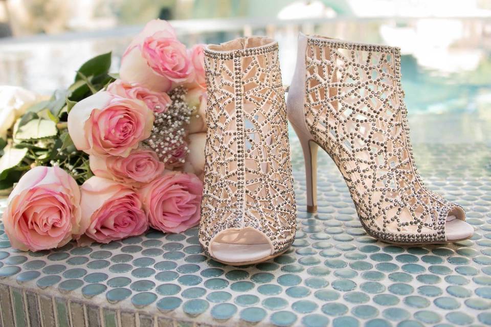 Wedding shoes and flowers