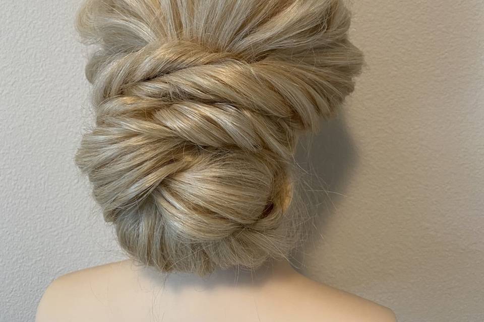 Elegant chignon