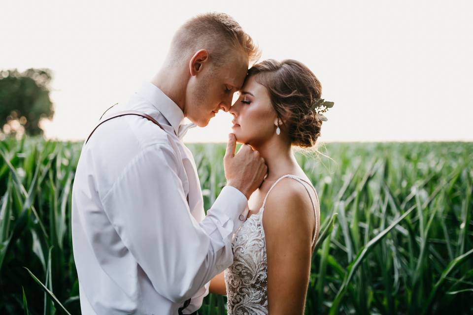 Romantic moment - Wild Elopements Photography