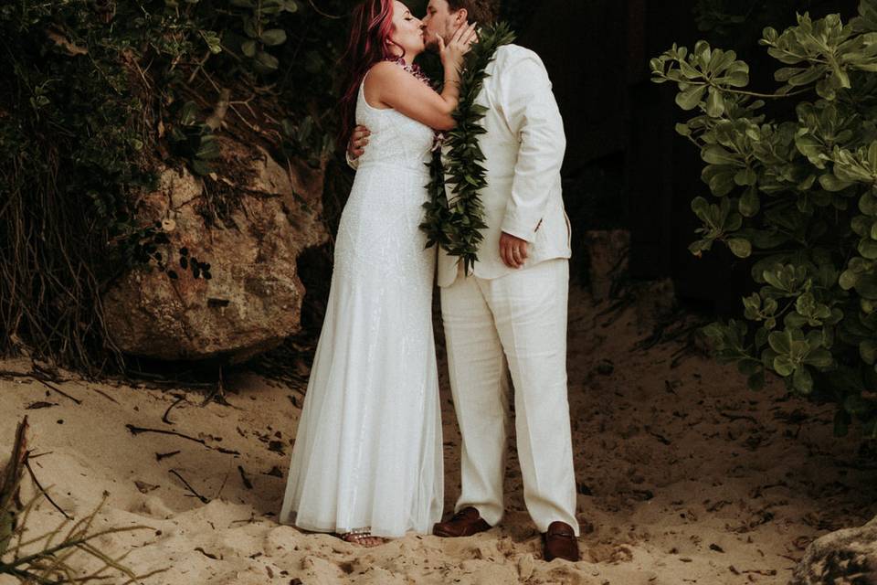 Oahu Elopement