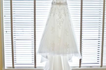 Bridal gown