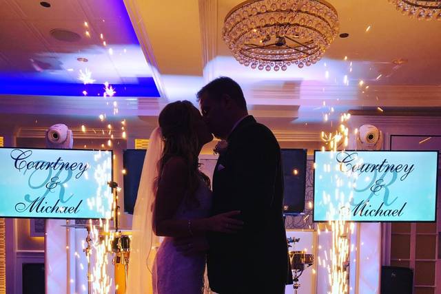 Newlyweds kissing
