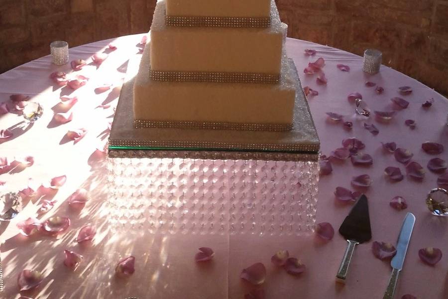 Tall wedding cake