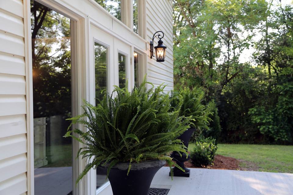 Elegant barn entrance