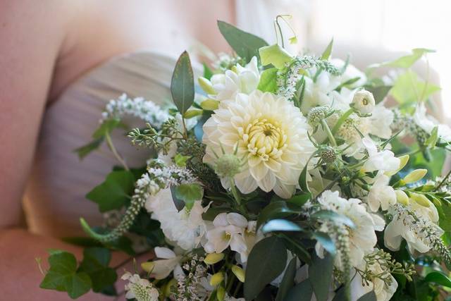 Bride holding white bouquet