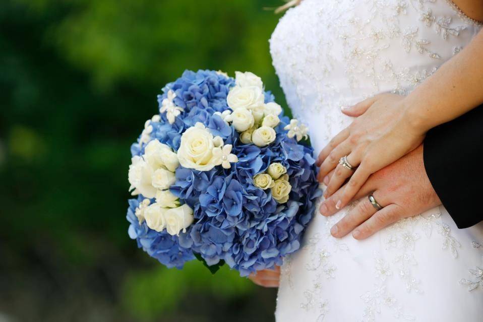 Blue and white bouquet