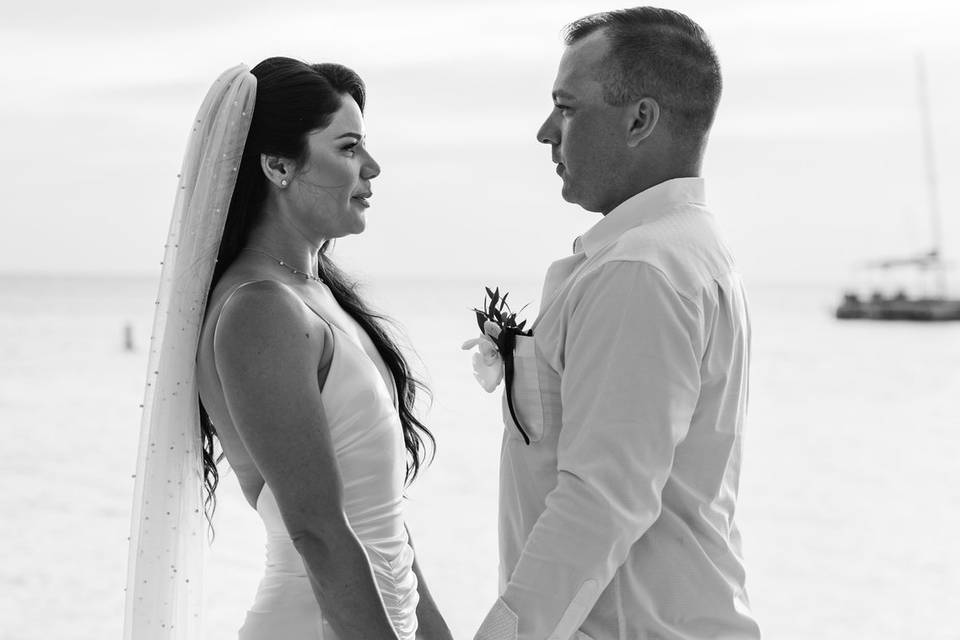 Dramatic Aruba Wedding Closeup