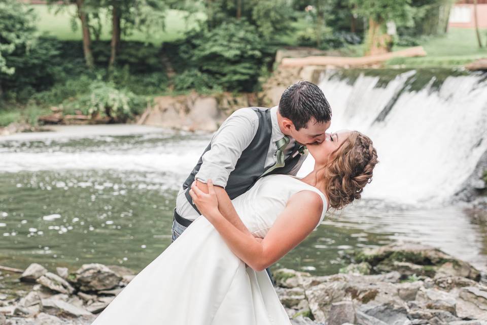 Romantic kiss at waterfalls