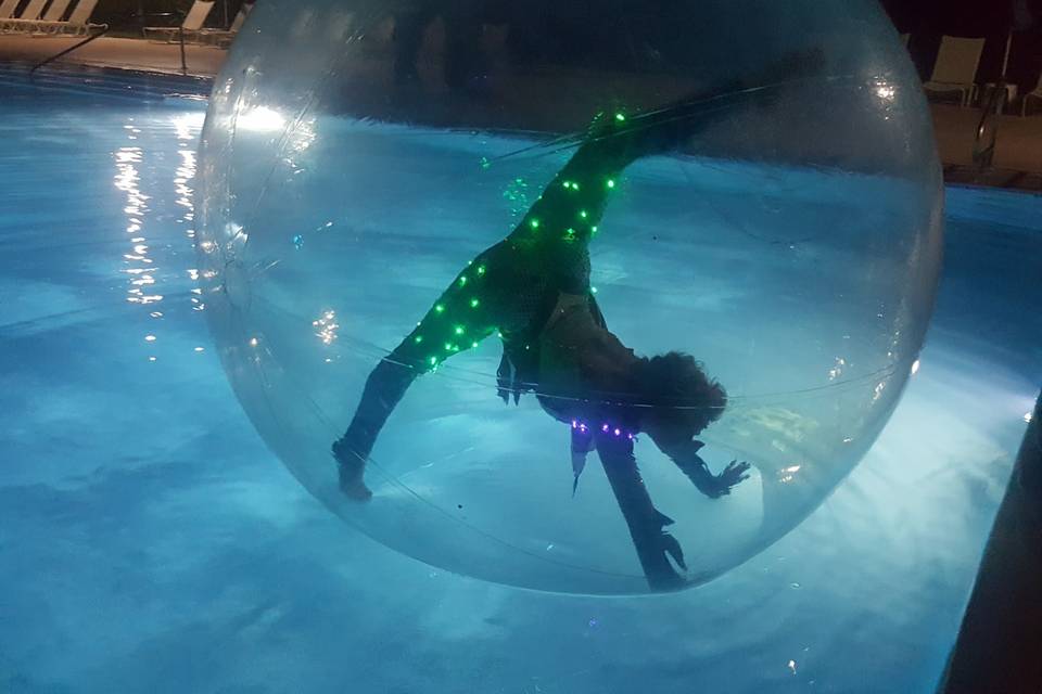 Pool Bubble